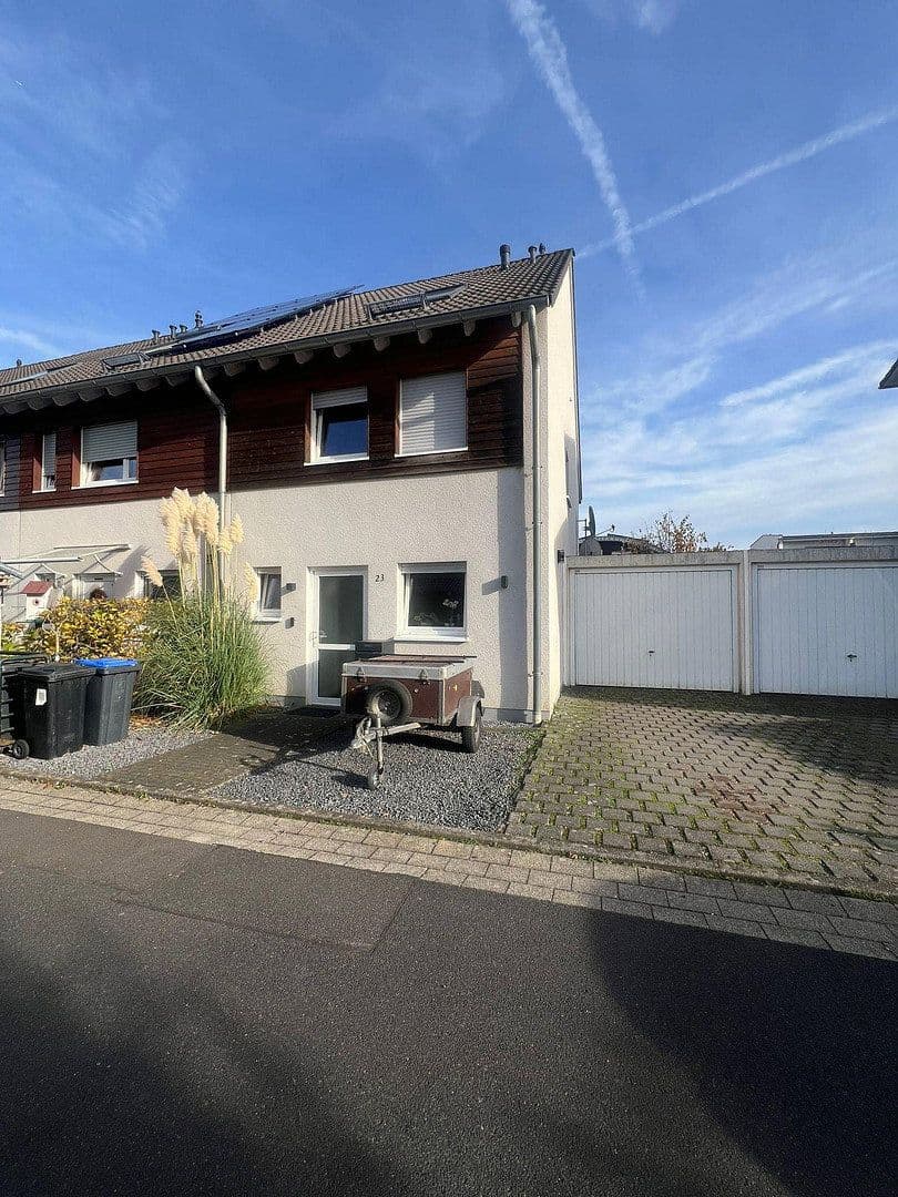 Predaj domu 100 m², pozemok 251 m², Brühl, Severné Porýnie - Westfálsko Predaj domu 100 m², pozemok 251 m², Brühl, Severné Porýnie - Westfálsko