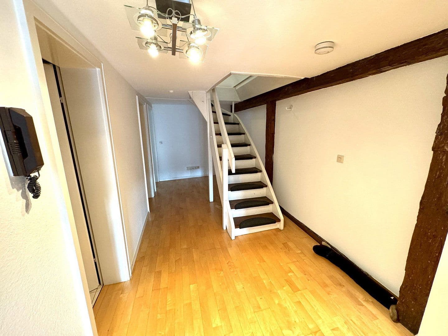 Predaj domu 291 m², pozemok 134 m², Schwäbisch Hall, Bádensko-Wurttembersko Predaj domu 291 m², pozemok 134 m², Schwäbisch Hall, Bádensko-Wurttembersko