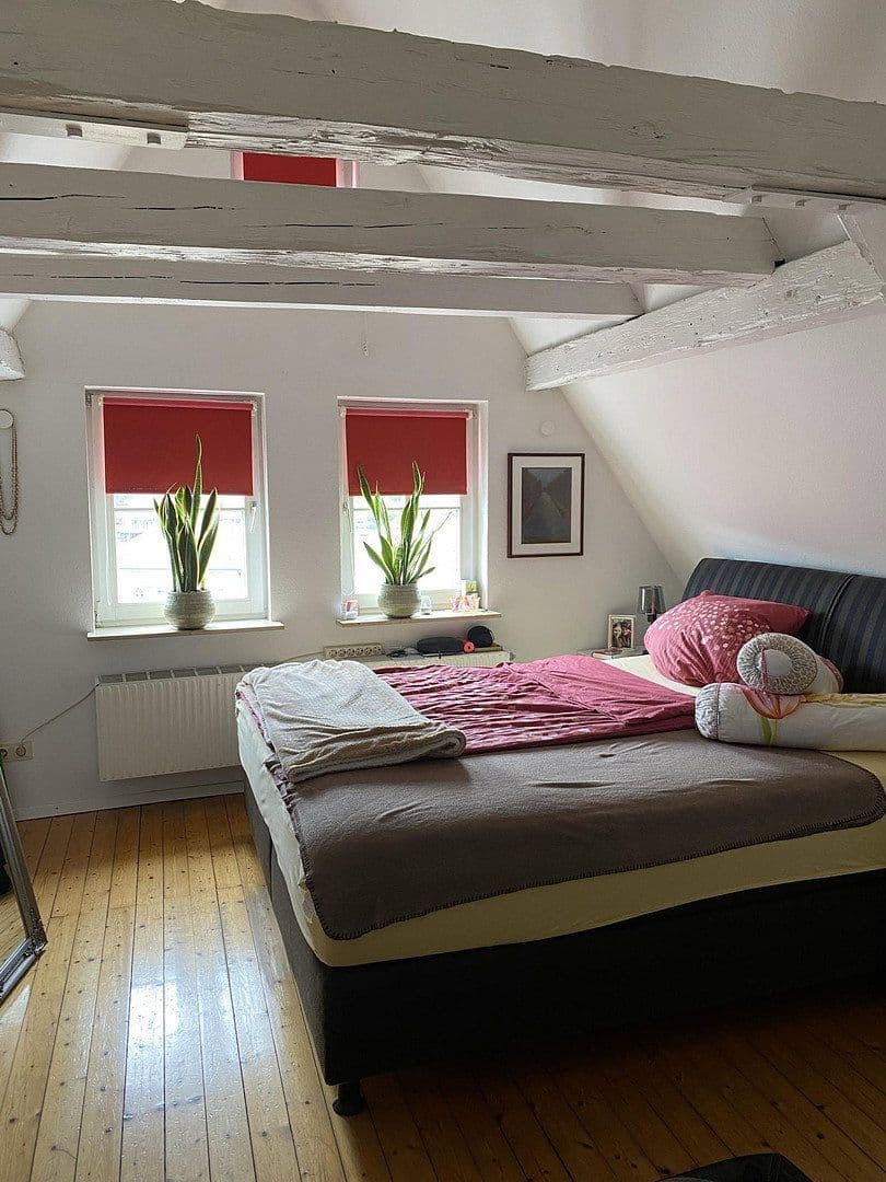 Predaj domu 291 m², pozemok 134 m², Schwäbisch Hall, Bádensko-Wurttembersko Predaj domu 291 m², pozemok 134 m², Schwäbisch Hall, Bádensko-Wurttembersko