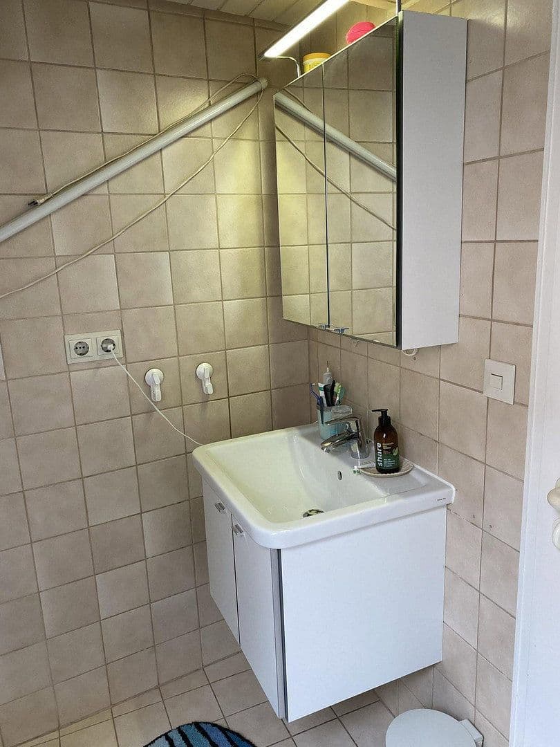 Predaj domu 291 m², pozemok 134 m², Schwäbisch Hall, Bádensko-Wurttembersko Predaj domu 291 m², pozemok 134 m², Schwäbisch Hall, Bádensko-Wurttembersko