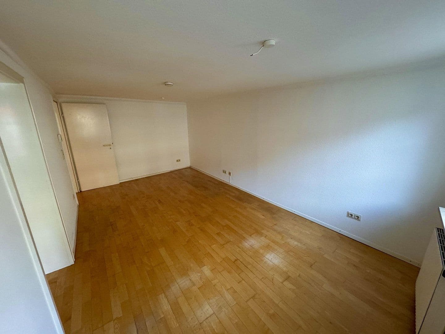Predaj domu 291 m², pozemok 134 m², Schwäbisch Hall, Bádensko-Wurttembersko Predaj domu 291 m², pozemok 134 m², Schwäbisch Hall, Bádensko-Wurttembersko