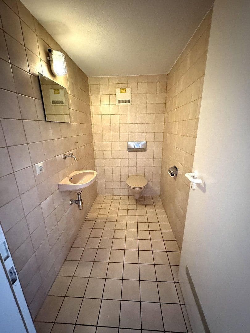 Predaj domu 291 m², pozemok 134 m², Schwäbisch Hall, Bádensko-Wurttembersko Predaj domu 291 m², pozemok 134 m², Schwäbisch Hall, Bádensko-Wurttembersko