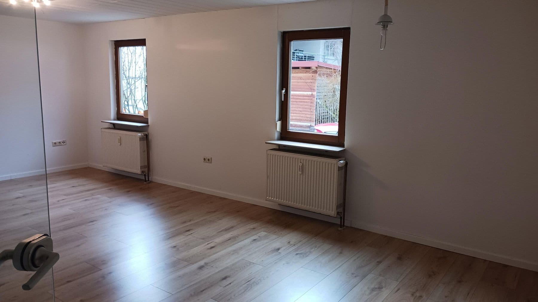 Predaj domu 178 m², pozemok 245 m², Feuchtstraße 2, Frickenhausen, Bádensko-Wurttembersko Predaj domu 178 m², pozemok 245 m², Feuchtstraße 2, Frickenhausen, Bádensko-Wurttembersko