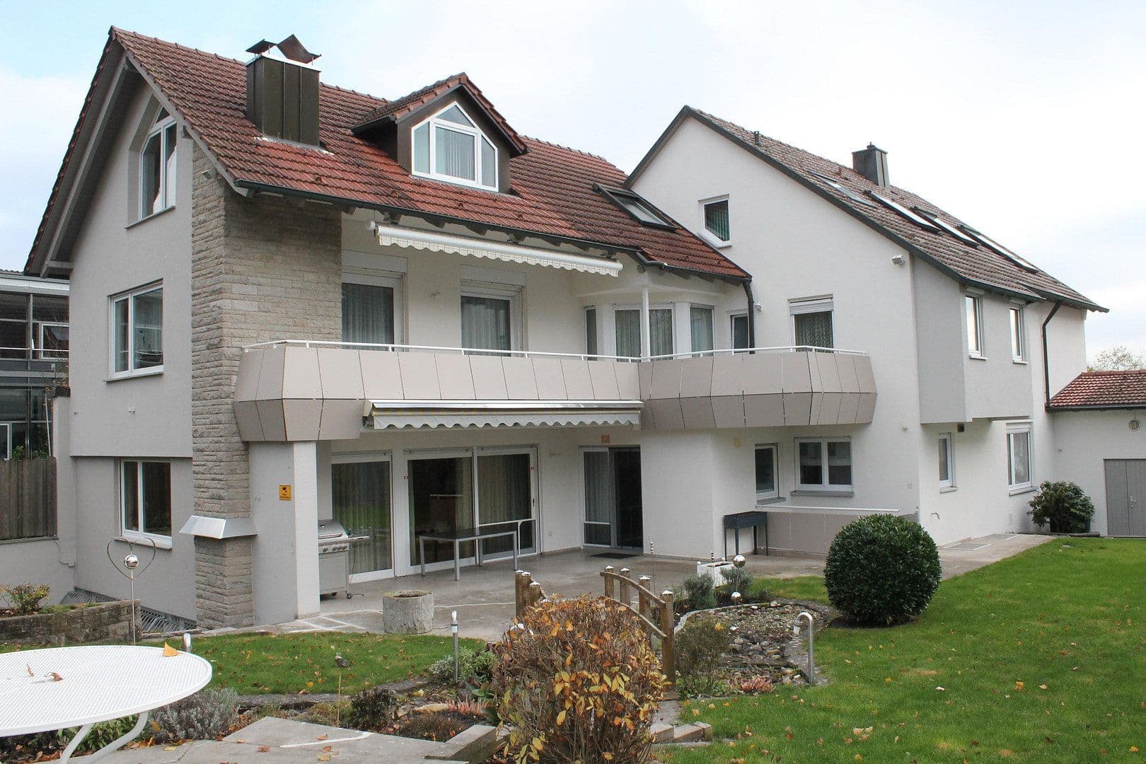 Predaj domu 410 m², pozemok 920 m², Crailsheim, Bádensko-Wurttembersko Predaj domu 410 m², pozemok 920 m², Crailsheim, Bádensko-Wurttembersko