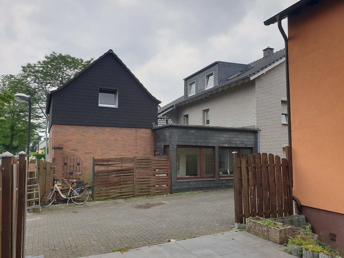 Predaj domu 100 m², pozemok 80 m², Langenfeld (Rheinland), Severné Porýnie - Westfálsko Predaj domu 100 m², pozemok 80 m², Langenfeld (Rheinland), Severné Porýnie - Westfálsko