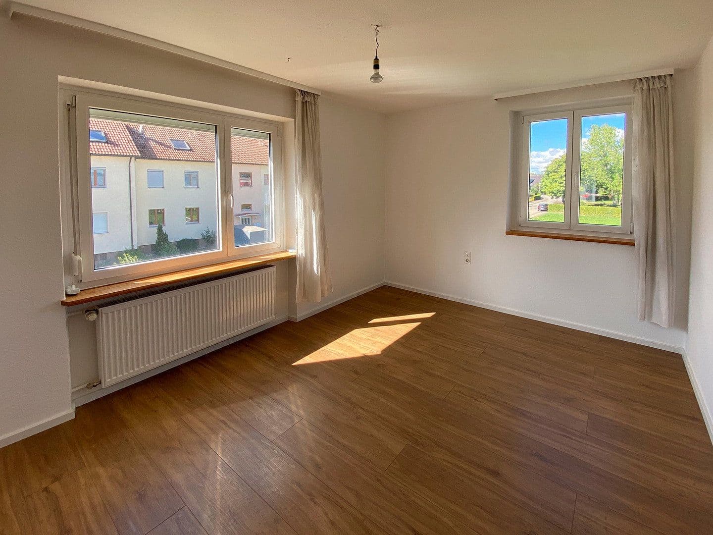 Prenájom bytu 3-izbový 98 m², Trossingen, Bádensko-Wurttembersko Prenájom bytu 3-izbový 98 m², Trossingen, Bádensko-Wurttembersko