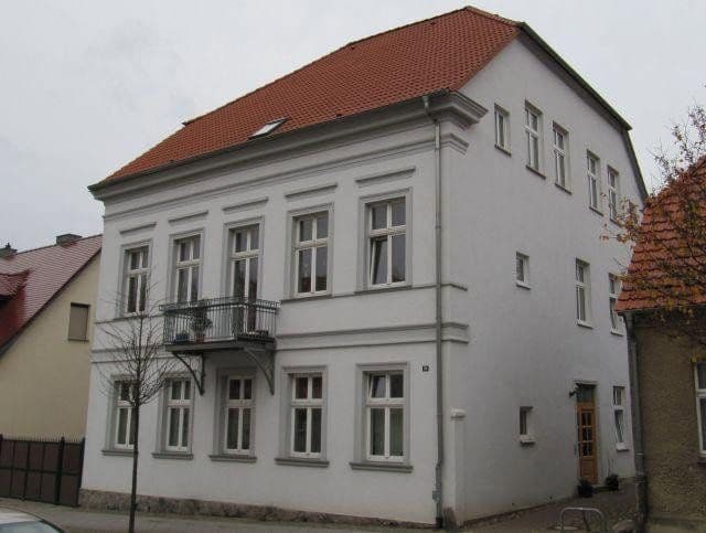 Prenájom bytu 3-izbový 75 m², Seestraße, Neustrelitz, Meklenbursko-Predpomoransko Prenájom bytu 3-izbový 75 m², Seestraße, Neustrelitz, Meklenbursko-Predpomoransko
