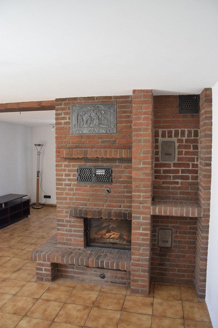 Prenájom bytu 5-izbový 141 m², Gifhorn, Dolné Sasko Prenájom bytu 5-izbový 141 m², Gifhorn, Dolné Sasko