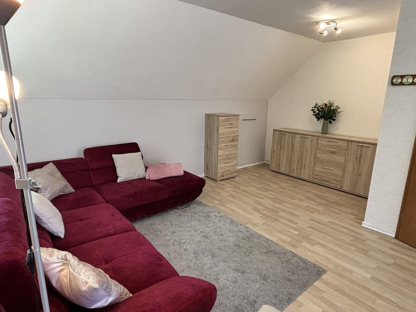 Prenájom bytu 2-izbový 78 m², Seevetal, Dolné Sasko Prenájom bytu 2-izbový 78 m², Seevetal, Dolné Sasko