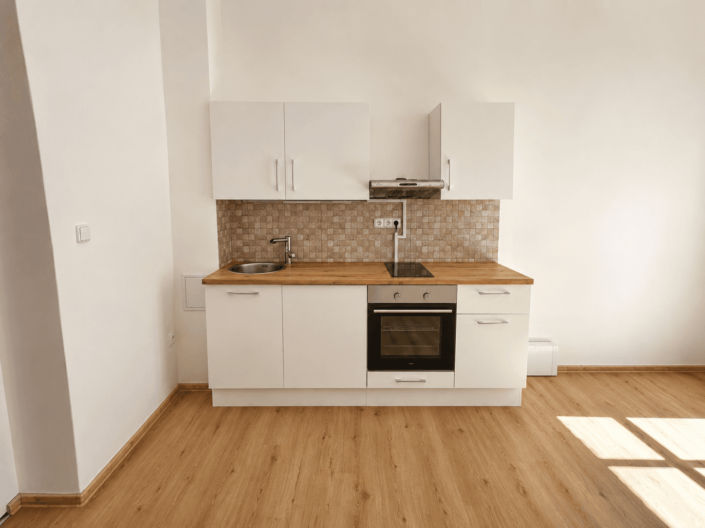 Predaj bytu 1-izbový 26 m², Krátká, Plzeň, Plzeňský kraj Predaj bytu 1-izbový 26 m², Krátká, Plzeň, Plzeňský kraj