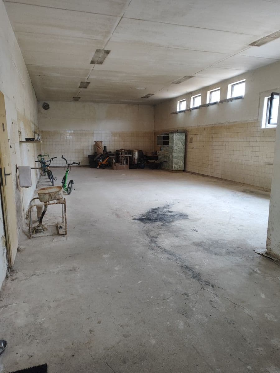 Prenájom nebytového priestoru 115 m², Březovská, Vrané nad Vltavou, Středočeský kraj Prenájom nebytového priestoru 115 m², Březovská, Vrané nad Vltavou, Středočeský kraj