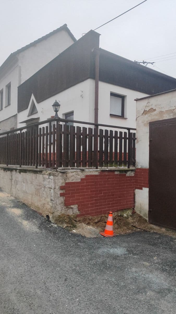 Prenájom nebytového priestoru 115 m², Březovská, Vrané nad Vltavou, Středočeský kraj Prenájom nebytového priestoru 115 m², Březovská, Vrané nad Vltavou, Středočeský kraj