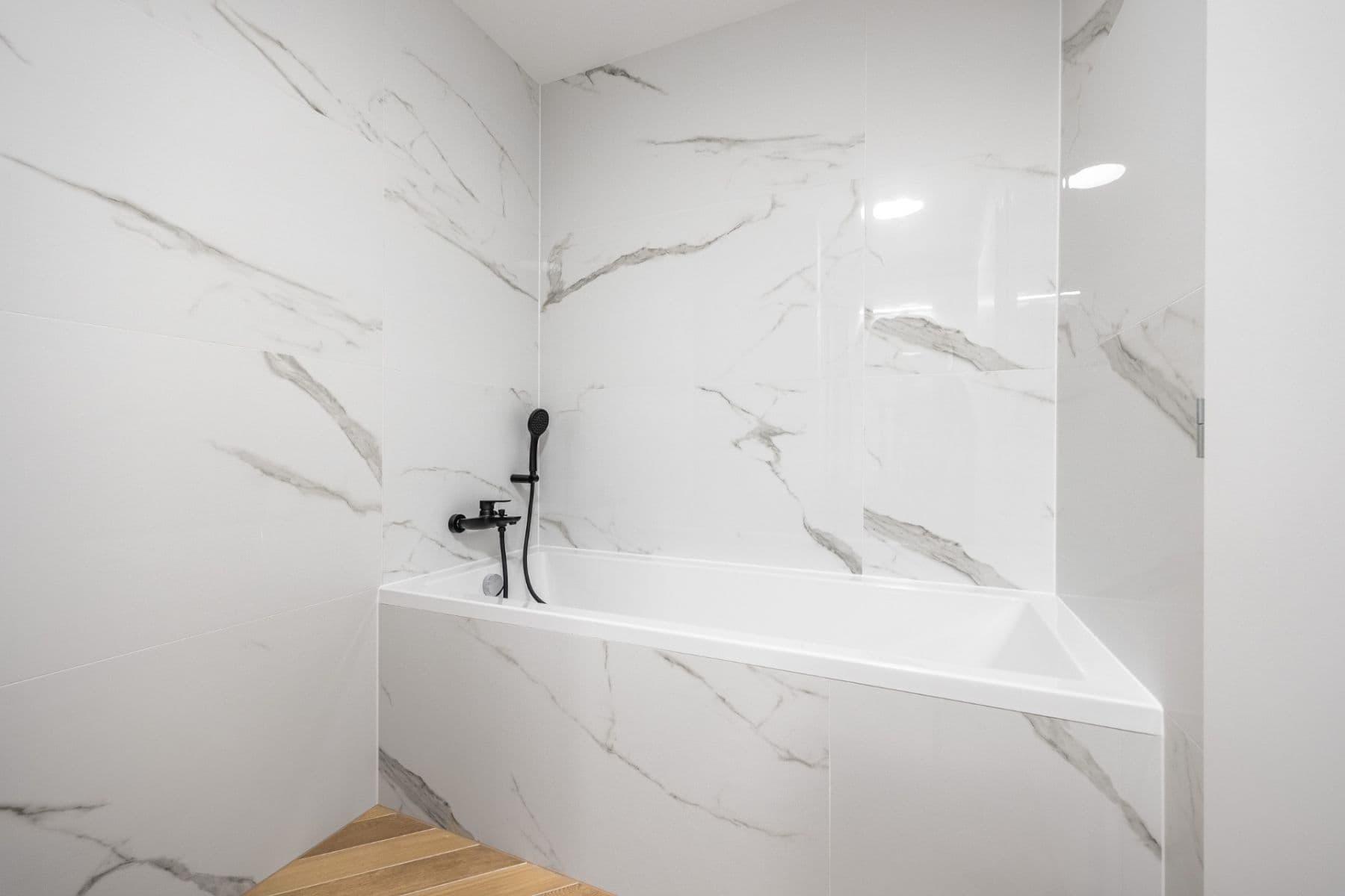 Predaj bytu 3-izbový 74 m², Žandovská, Praha, Praha Predaj bytu 3-izbový 74 m², Žandovská, Praha, Praha