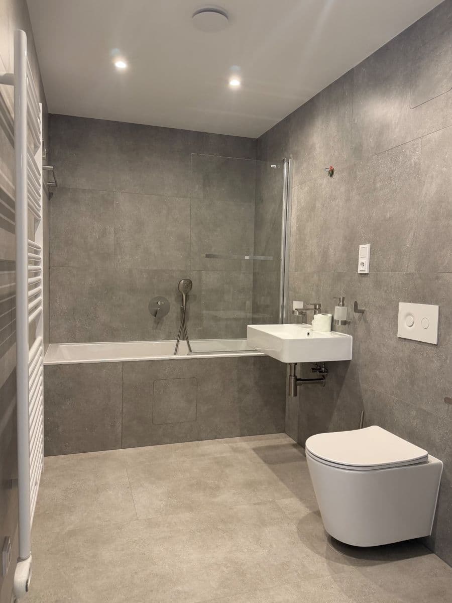 Prenájom bytu 2-izbový 62 m², U Engerthu, Kladno, Středočeský kraj Prenájom bytu 2-izbový 62 m², U Engerthu, Kladno, Středočeský kraj