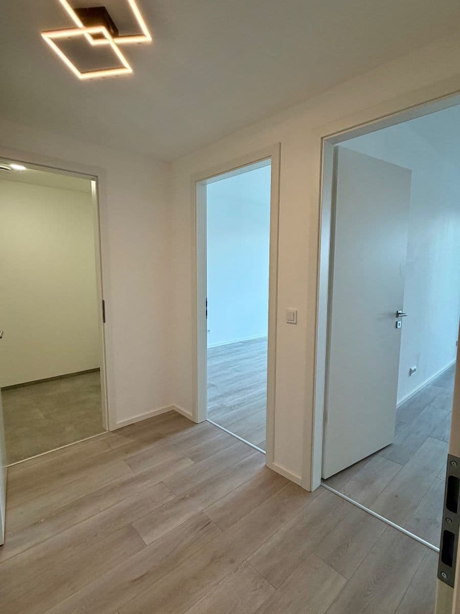 Prenájom bytu 2-izbový 62 m², U Engerthu, Kladno, Středočeský kraj Prenájom bytu 2-izbový 62 m², U Engerthu, Kladno, Středočeský kraj