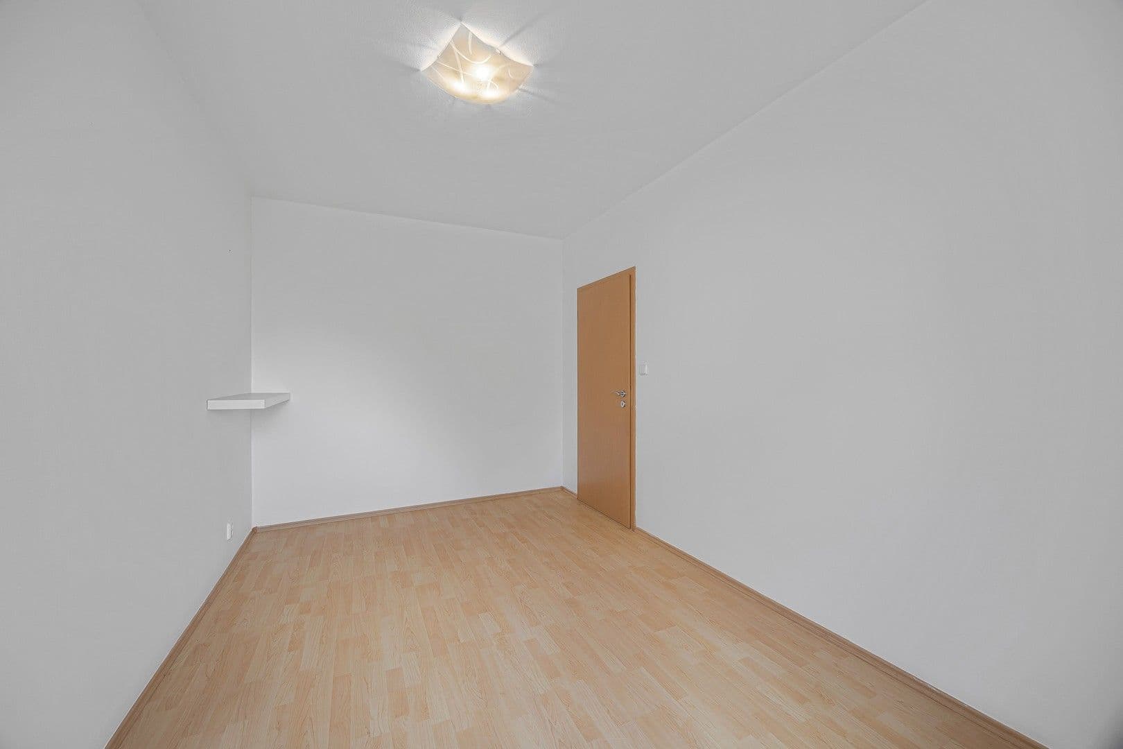 Prenájom bytu 2-izbový 42 m², Záběhlická, Praha, Praha Prenájom bytu 2-izbový 42 m², Záběhlická, Praha, Praha