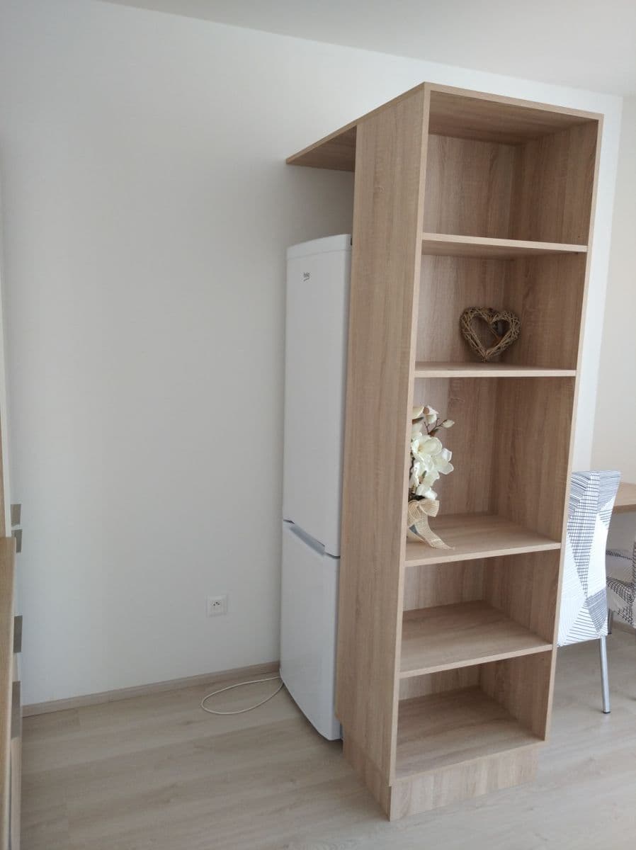 Prenájom bytu 2-izbový 43 m², Eduarda Hamburgera, Olomouc, Olomoucký kraj Prenájom bytu 2-izbový 43 m², Eduarda Hamburgera, Olomouc, Olomoucký kraj