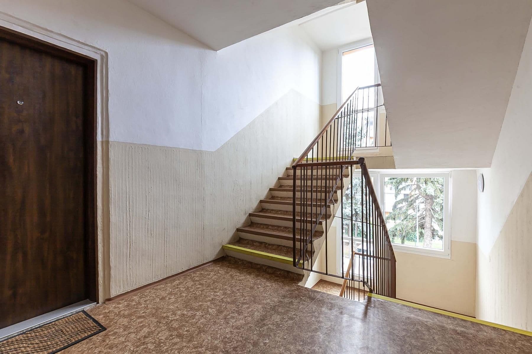 Predaj bytu 2-izbový 42 m², Školská, Hostivice, Středočeský kraj Predaj bytu 2-izbový 42 m², Školská, Hostivice, Středočeský kraj