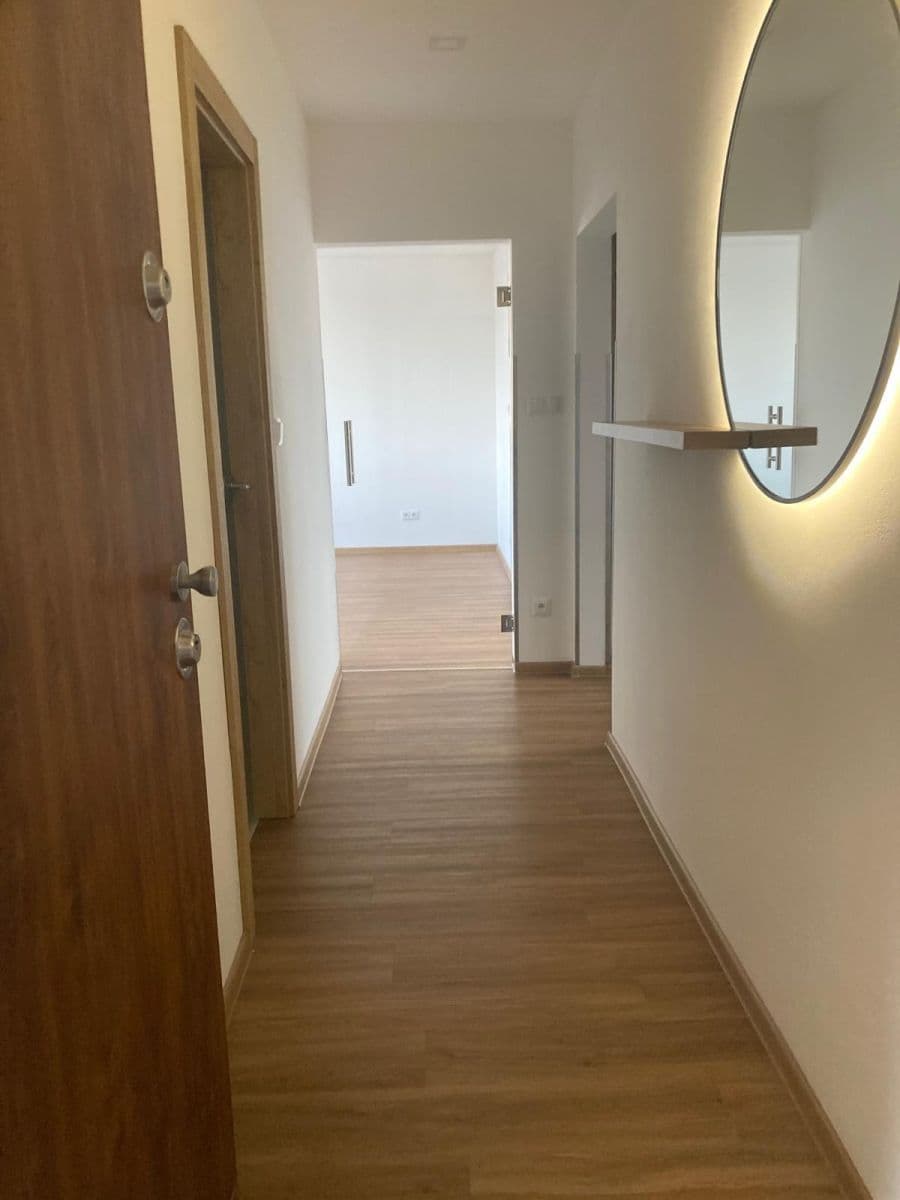 Prenájom bytu 3-izbový 71 m², Černá, Opava, Moravskoslezský kraj Prenájom bytu 3-izbový 71 m², Černá, Opava, Moravskoslezský kraj