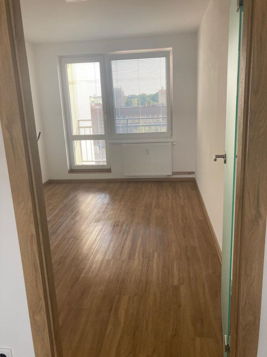 Prenájom bytu 3-izbový 71 m², Černá, Opava, Moravskoslezský kraj Prenájom bytu 3-izbový 71 m², Černá, Opava, Moravskoslezský kraj