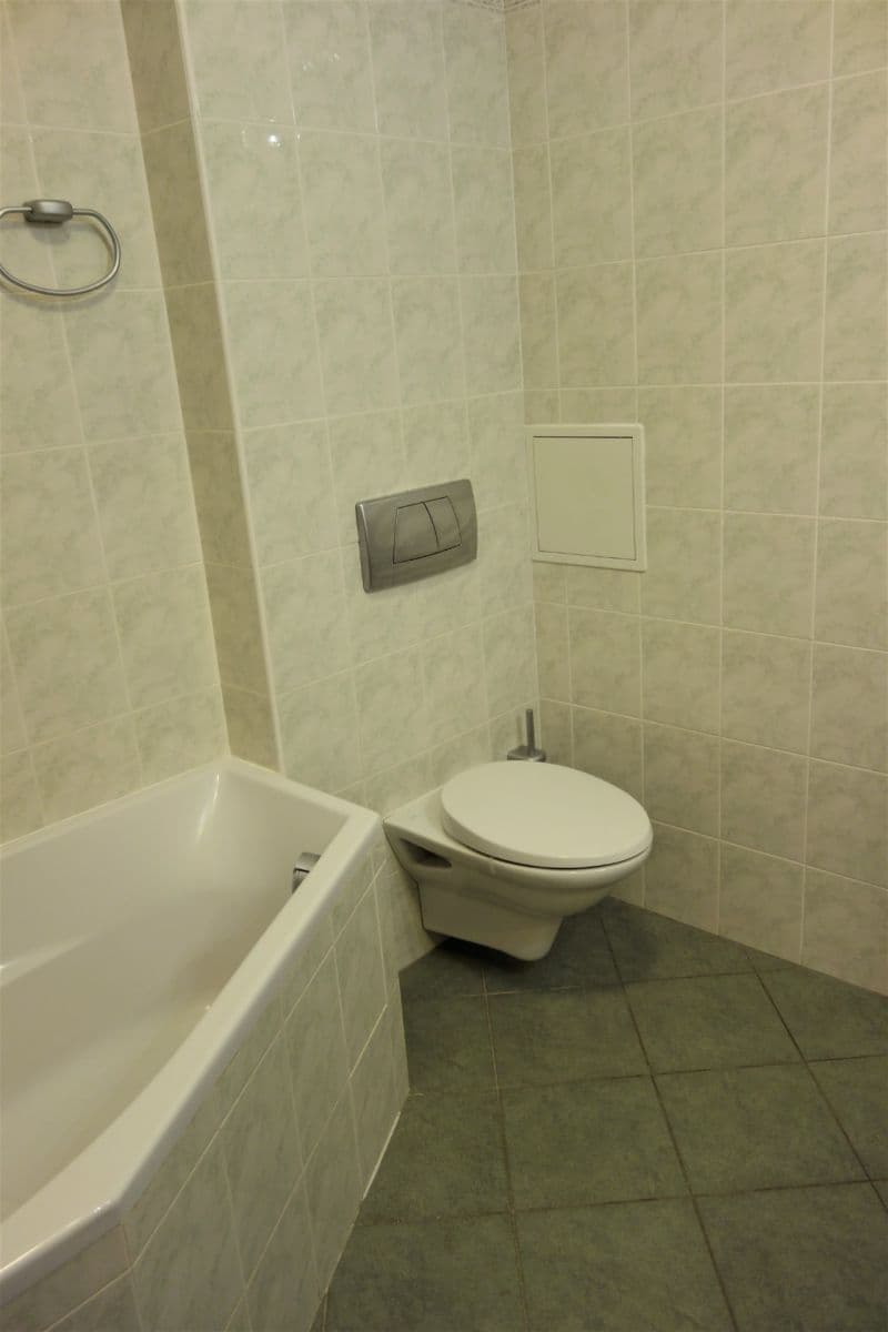 Prenájom bytu 2-izbový 52 m², Naskové, Praha, Praha Prenájom bytu 2-izbový 52 m², Naskové, Praha, Praha