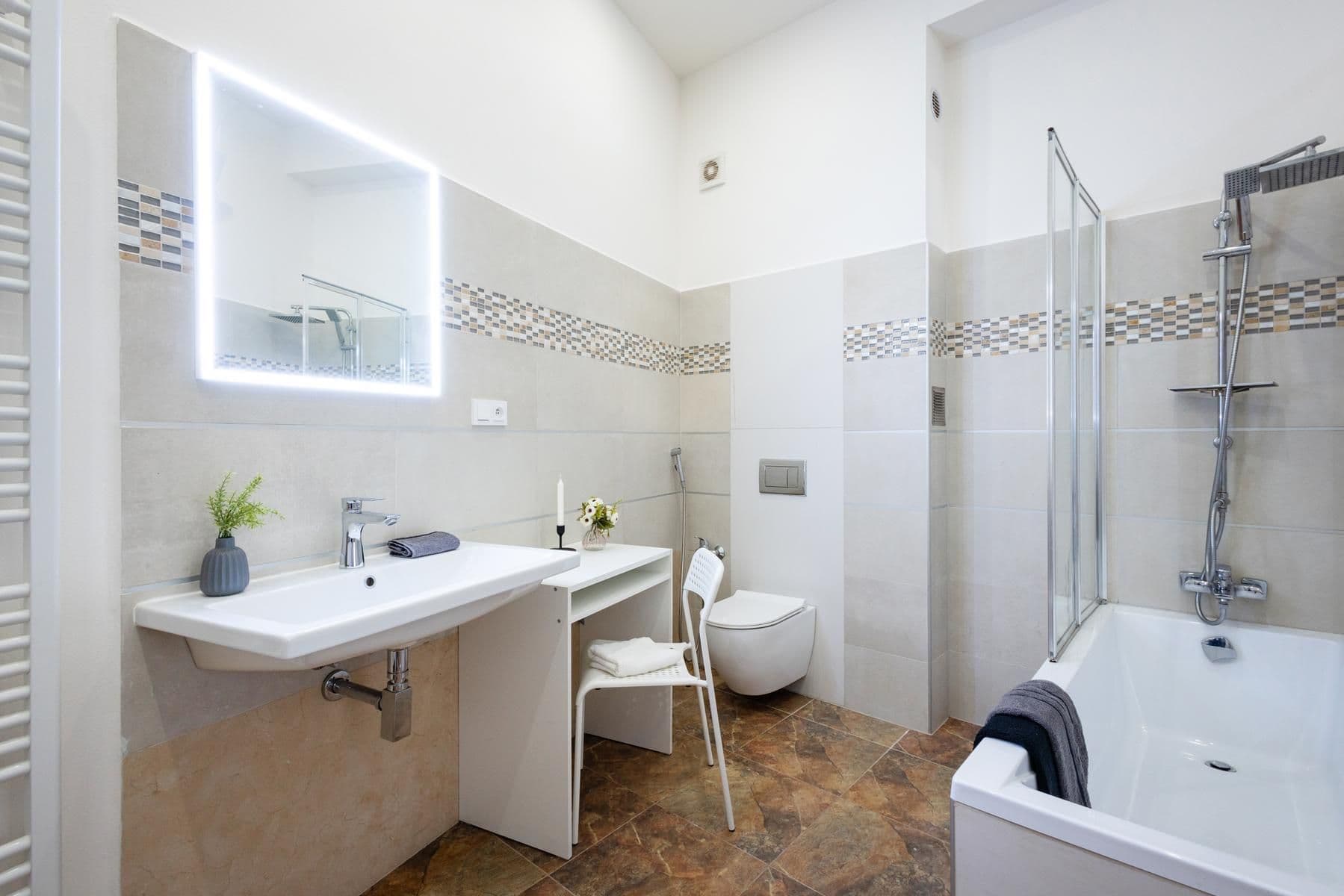 Predaj bytu 2-izbový 53 m², Plzeňská, Praha, Praha Predaj bytu 2-izbový 53 m², Plzeňská, Praha, Praha