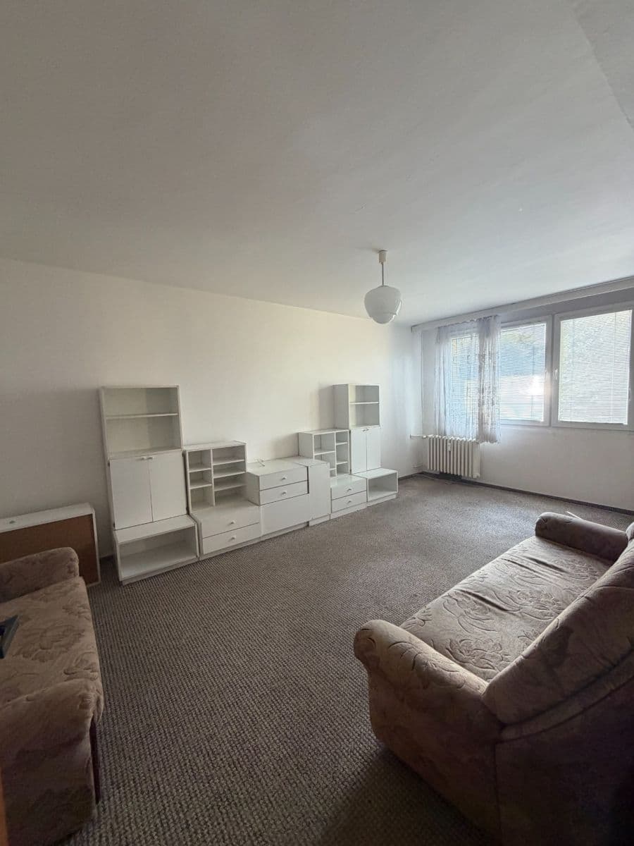 Predaj bytu 2-izbový 61 m², Jana Palacha, Mladá Boleslav, Středočeský kraj Predaj bytu 2-izbový 61 m², Jana Palacha, Mladá Boleslav, Středočeský kraj