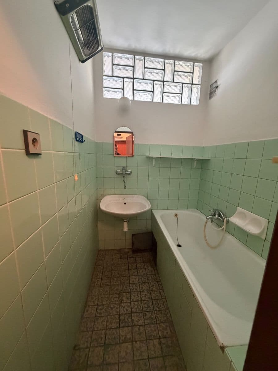 Predaj bytu 2-izbový 61 m², Jana Palacha, Mladá Boleslav, Středočeský kraj Predaj bytu 2-izbový 61 m², Jana Palacha, Mladá Boleslav, Středočeský kraj