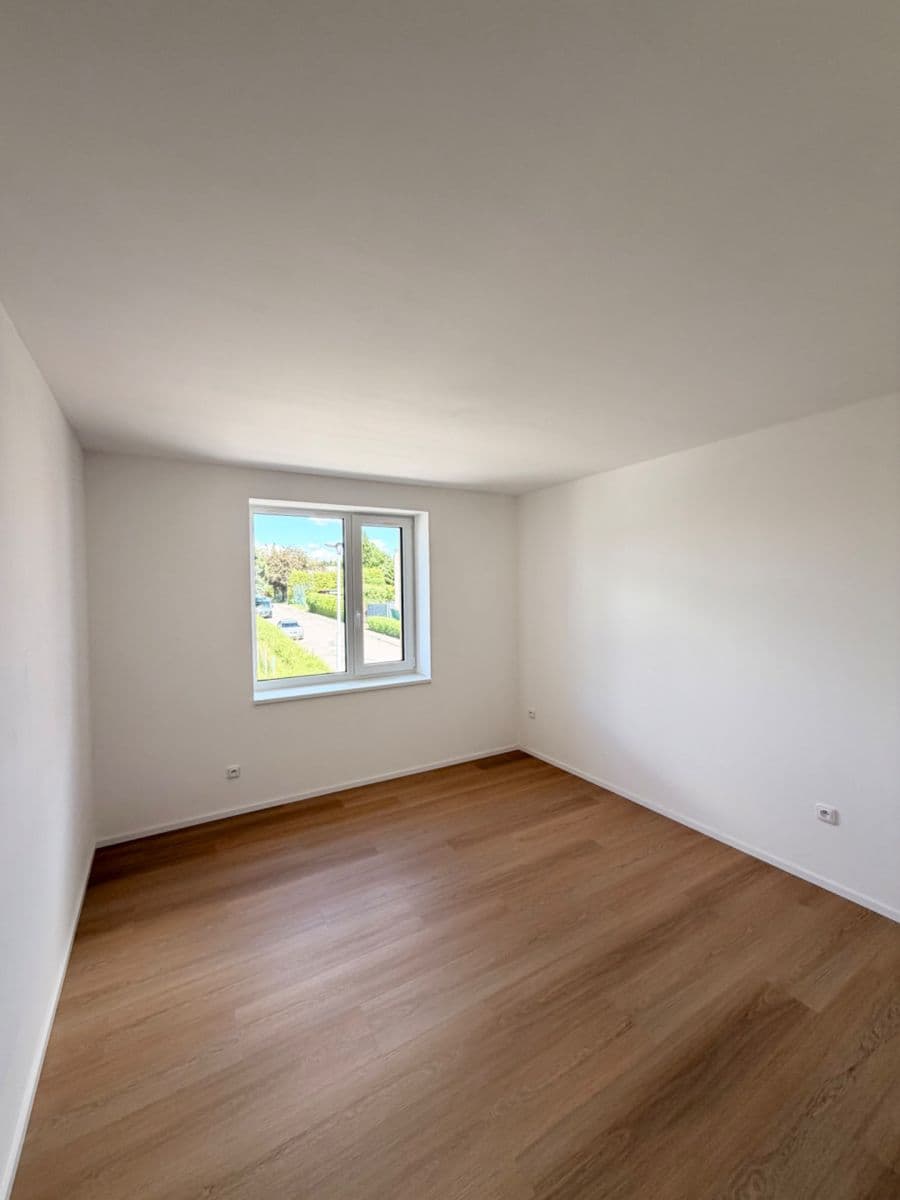 Prenájom bytu 4-izbový 75 m², Končinská, Litomyšl, Pardubický kraj Prenájom bytu 4-izbový 75 m², Končinská, Litomyšl, Pardubický kraj