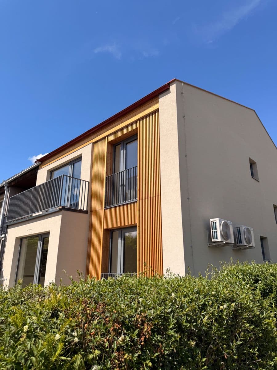 Prenájom bytu 4-izbový 75 m², Končinská, Litomyšl, Pardubický kraj Prenájom bytu 4-izbový 75 m², Končinská, Litomyšl, Pardubický kraj
