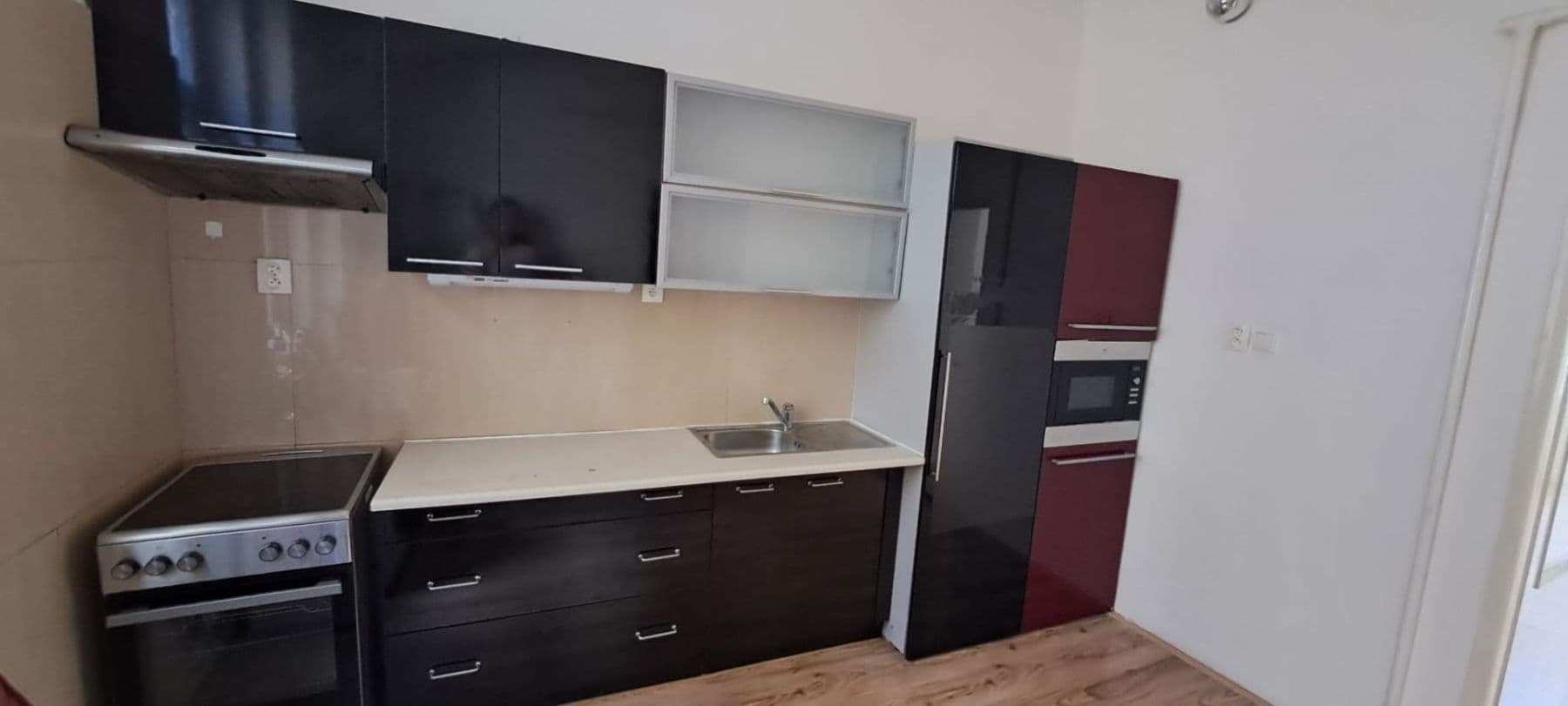 Prenájom bytu 2-izbový 50 m², Seifertova, Praha, Praha Prenájom bytu 2-izbový 50 m², Seifertova, Praha, Praha