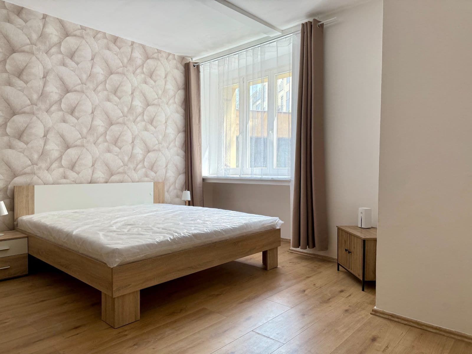 Prenájom bytu 1-izbový 31 m², Petra Rezka, Praha, Praha Prenájom bytu 1-izbový 31 m², Petra Rezka, Praha, Praha