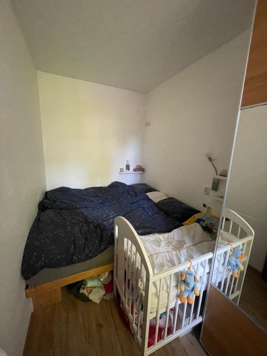 Prenájom bytu 1-izbový 34 m², Fibichova, Jihlava, Kraj Vysočina Prenájom bytu 1-izbový 34 m², Fibichova, Jihlava, Kraj Vysočina