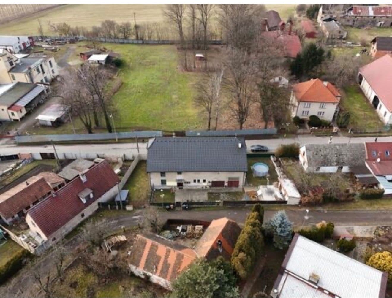 Predaj domu 400 m², pozemok 611 m², Spojovací, Ronov nad Doubravou, Pardubický kraj Predaj domu 400 m², pozemok 611 m², Spojovací, Ronov nad Doubravou, Pardubický kraj