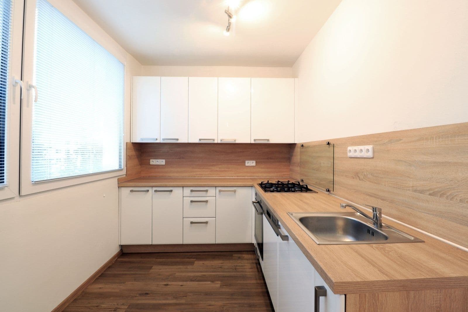 Prenájom bytu 1-izbový 37 m², Havlíčkova, Mladá Boleslav, Středočeský kraj Prenájom bytu 1-izbový 37 m², Havlíčkova, Mladá Boleslav, Středočeský kraj