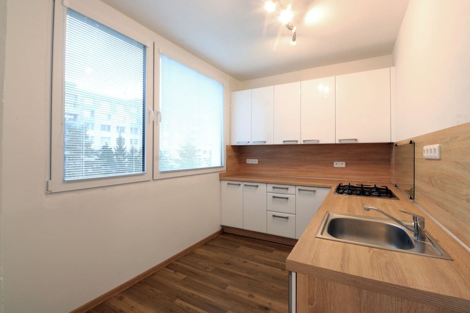 Prenájom bytu 1-izbový 37 m², Havlíčkova, Mladá Boleslav, Středočeský kraj Prenájom bytu 1-izbový 37 m², Havlíčkova, Mladá Boleslav, Středočeský kraj