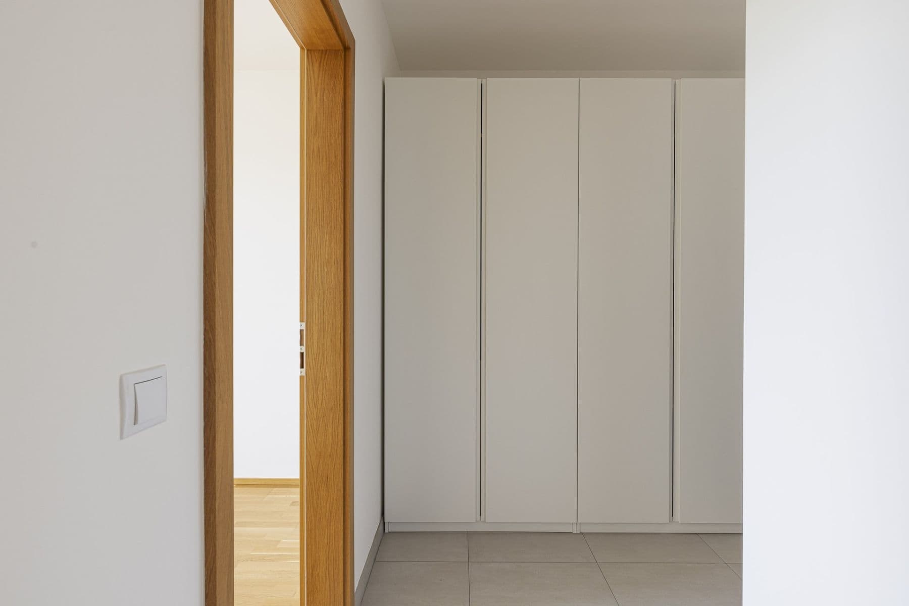 Prenájom bytu 2-izbový 52 m², Argentinská, Praha, Praha Prenájom bytu 2-izbový 52 m², Argentinská, Praha, Praha