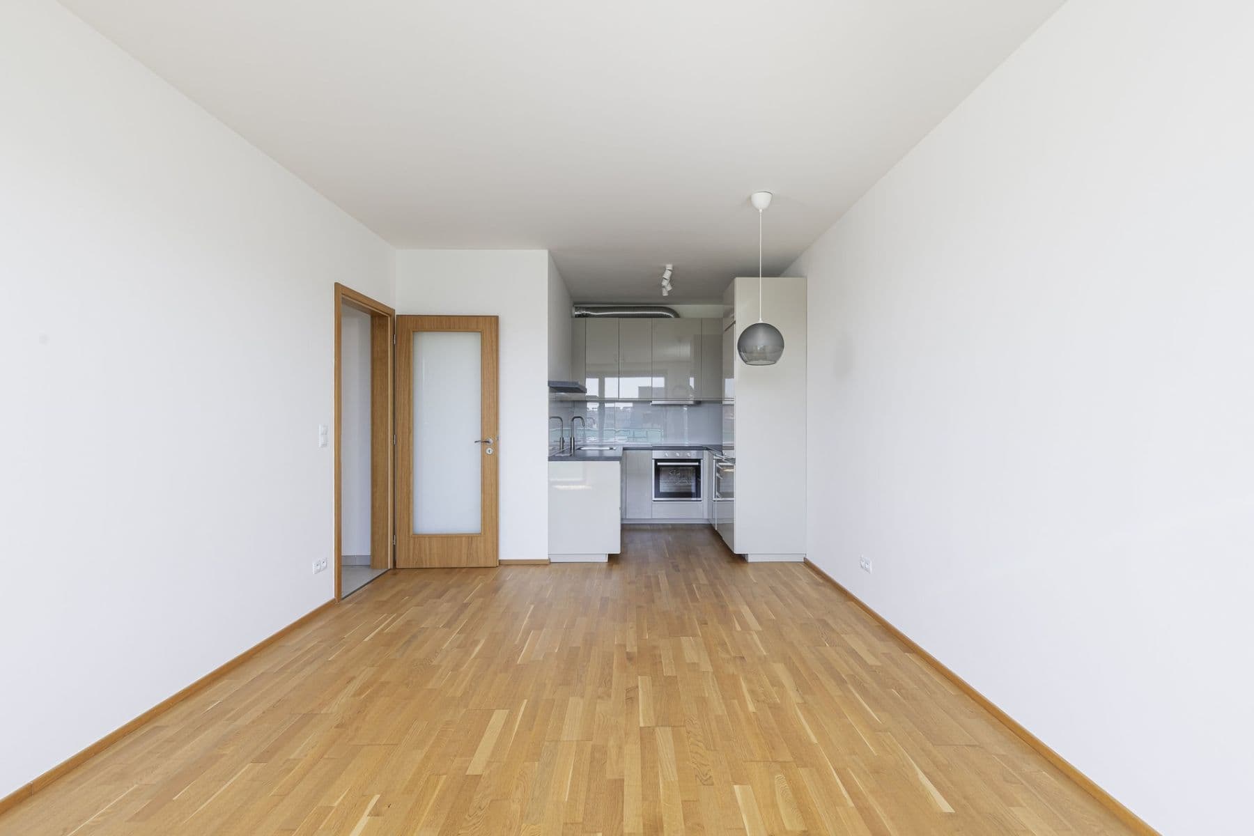 Prenájom bytu 2-izbový 52 m², Argentinská, Praha, Praha Prenájom bytu 2-izbový 52 m², Argentinská, Praha, Praha
