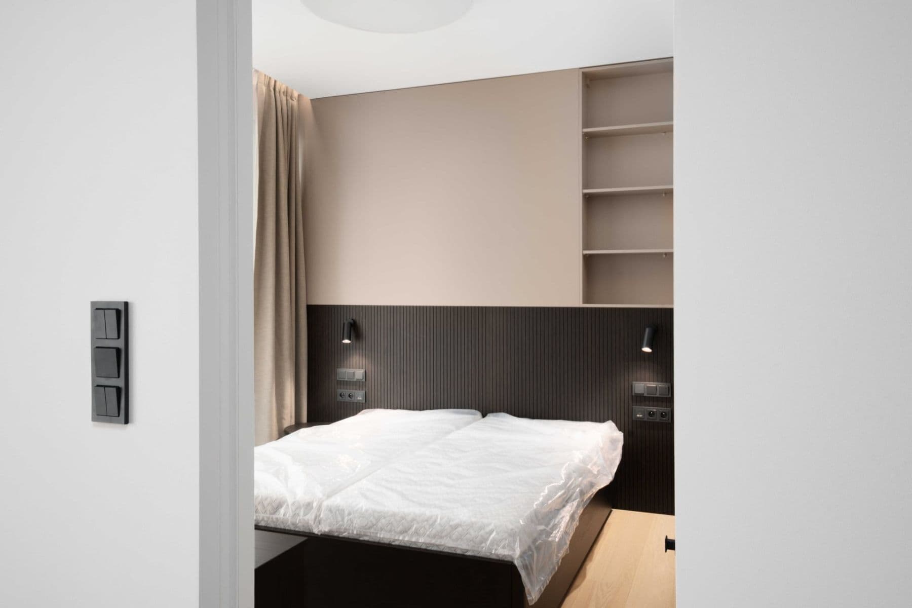 Prenájom bytu 2-izbový 61 m², Vítězné náměstí, Praha, Praha Prenájom bytu 2-izbový 61 m², Vítězné náměstí, Praha, Praha