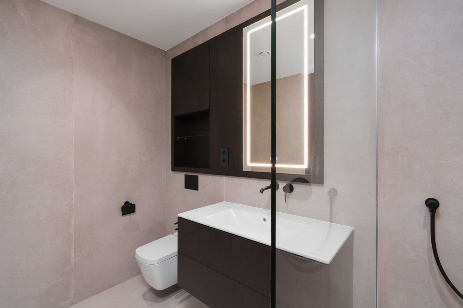Prenájom bytu 2-izbový 61 m², Vítězné náměstí, Praha, Praha Prenájom bytu 2-izbový 61 m², Vítězné náměstí, Praha, Praha
