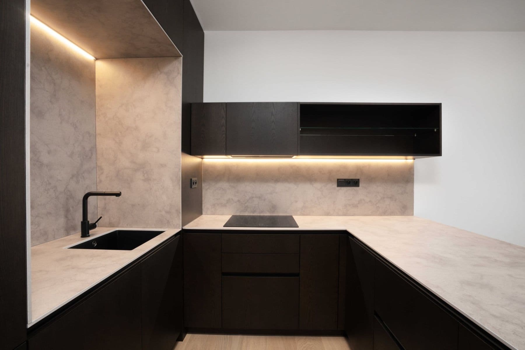 Prenájom bytu 2-izbový 61 m², Vítězné náměstí, Praha, Praha Prenájom bytu 2-izbový 61 m², Vítězné náměstí, Praha, Praha