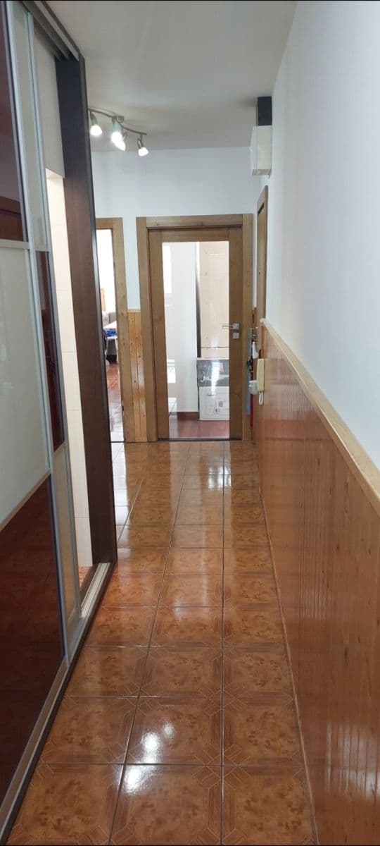 Prenájom bytu 3-izbový 78 m², Přecechtělova, Praha, Praha Prenájom bytu 3-izbový 78 m², Přecechtělova, Praha, Praha