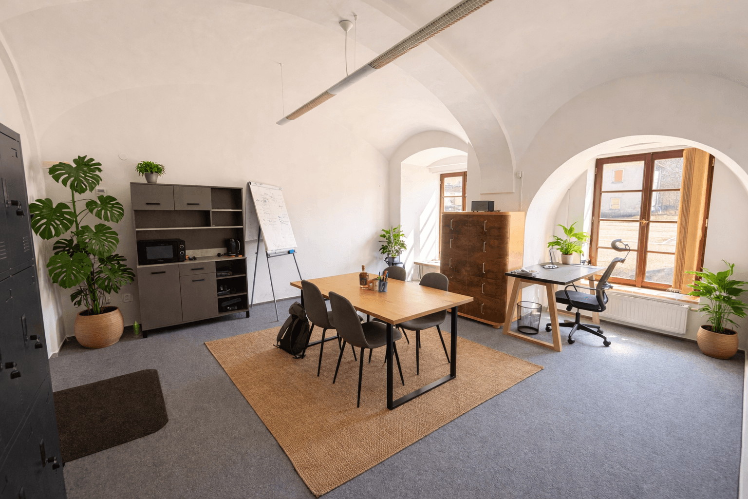 Prenájom kancelárie 60 m², U Poráků, Český Krumlov, Jihočeský kraj Prenájom kancelárie 60 m², U Poráků, Český Krumlov, Jihočeský kraj