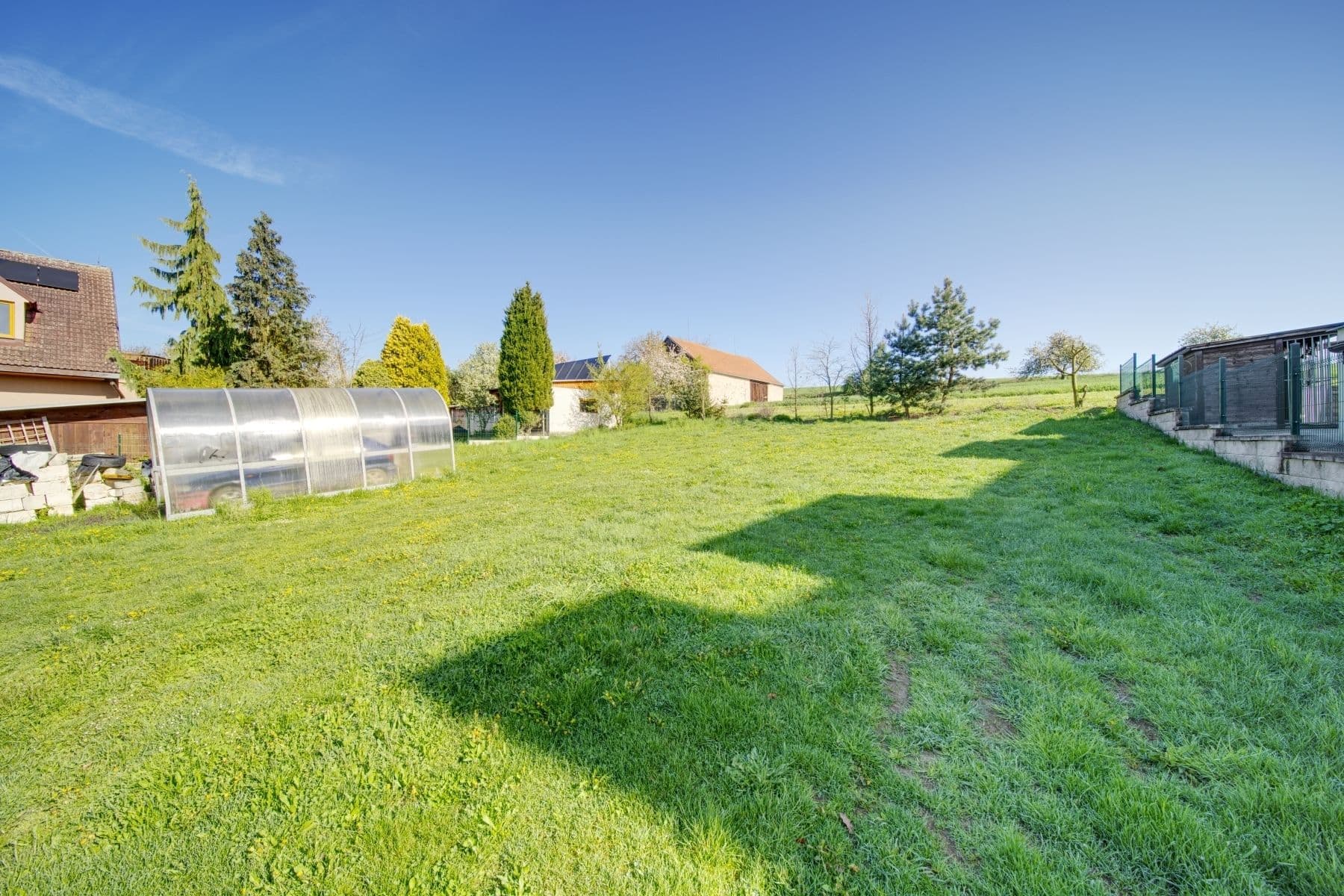 Predaj pozemku 1.129 m², Dolní Břežany, Středočeský kraj Predaj pozemku 1.129 m², Dolní Břežany, Středočeský kraj