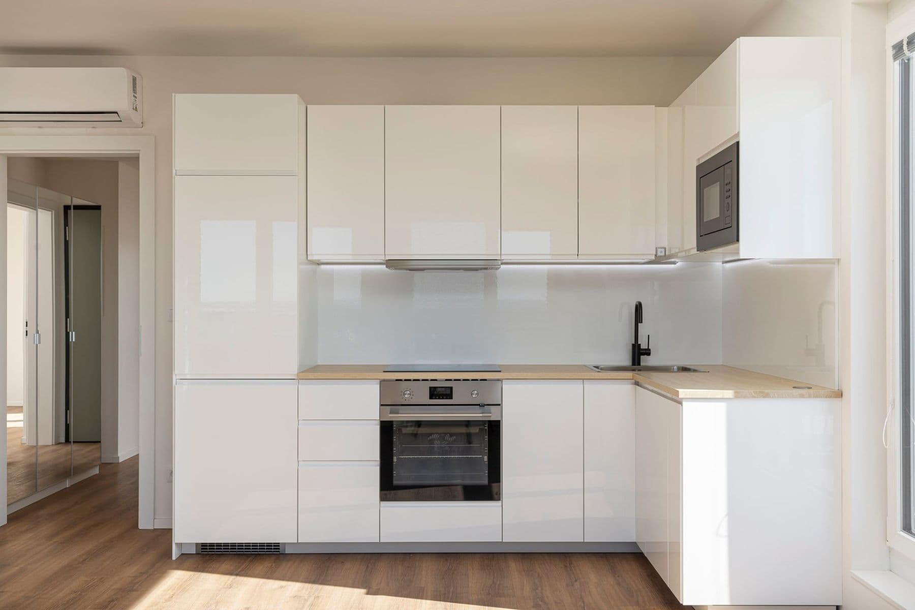 Prenájom bytu 2-izbový 53 m², Arnošta Valenty, Praha, Praha Prenájom bytu 2-izbový 53 m², Arnošta Valenty, Praha, Praha