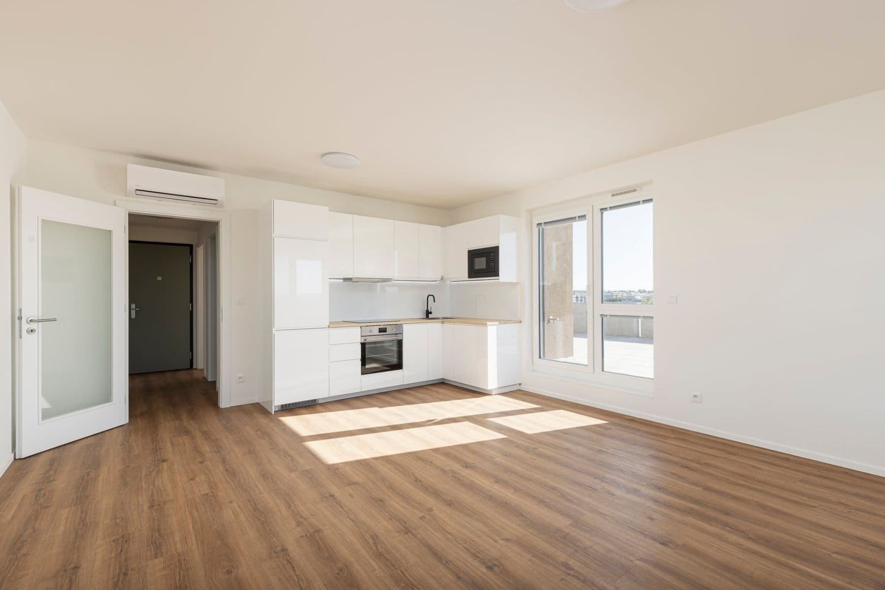 Prenájom bytu 2-izbový 53 m², Arnošta Valenty, Praha, Praha Prenájom bytu 2-izbový 53 m², Arnošta Valenty, Praha, Praha