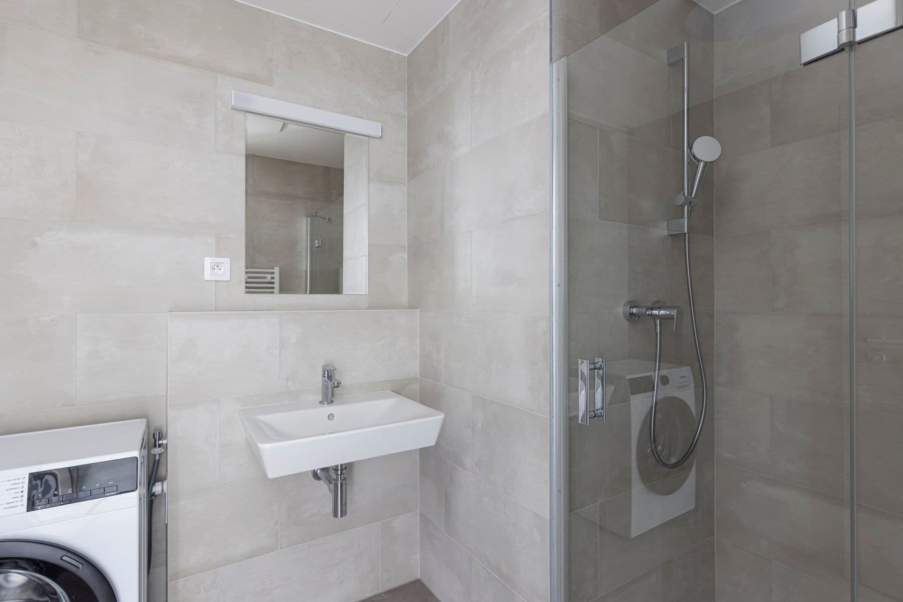 Prenájom bytu 2-izbový 50 m², Arnošta Valenty, Praha, Praha Prenájom bytu 2-izbový 50 m², Arnošta Valenty, Praha, Praha