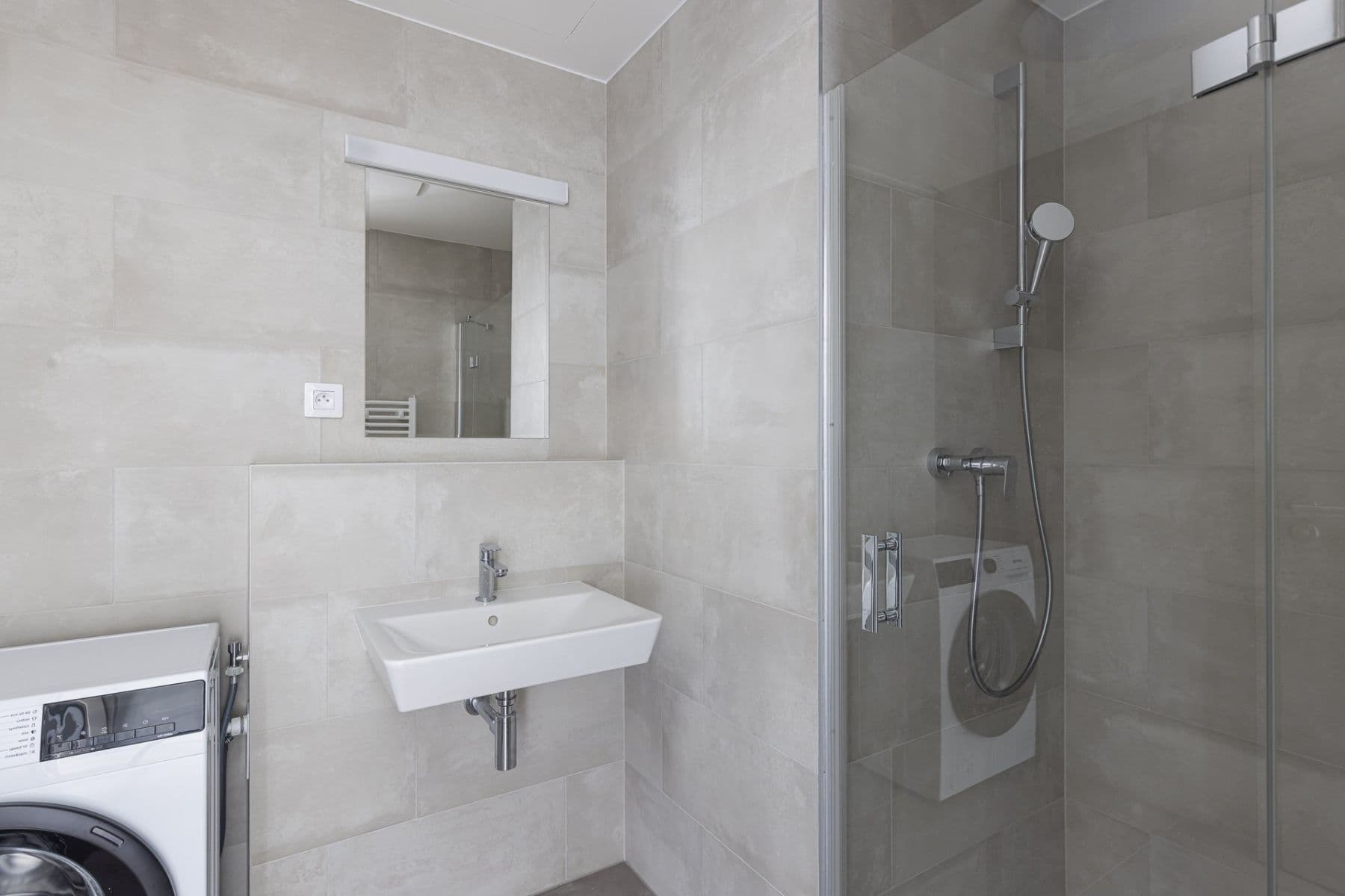 Prenájom bytu 2-izbový 50 m², Arnošta Valenty, Praha, Praha Prenájom bytu 2-izbový 50 m², Arnošta Valenty, Praha, Praha