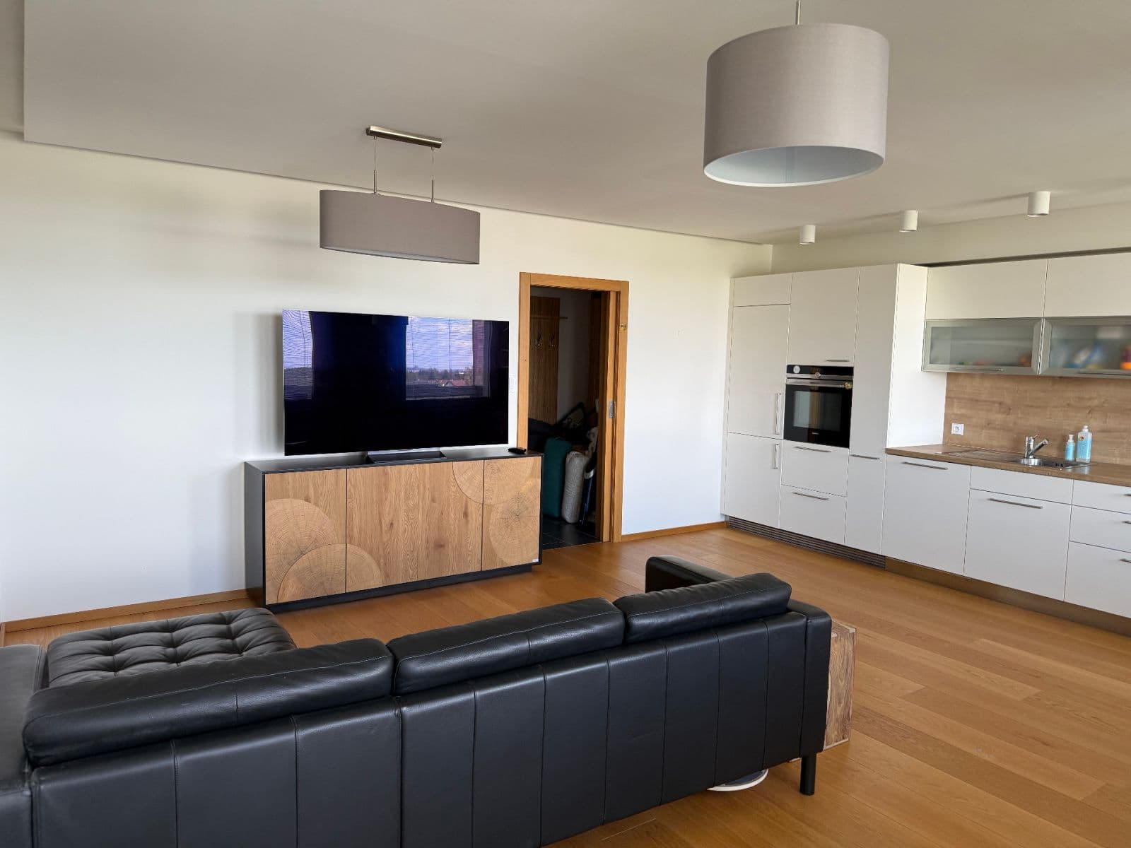 Predaj bytu 3-izbový 77 m², Láskova, Praha, Praha Predaj bytu 3-izbový 77 m², Láskova, Praha, Praha