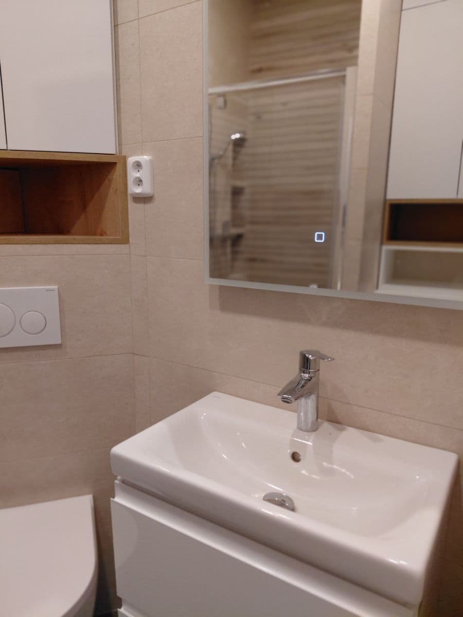 Prenájom bytu 1-izbový 24 m², Veletržní, Praha, Praha Prenájom bytu 1-izbový 24 m², Veletržní, Praha, Praha